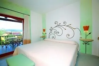 Hotel Cala Di Falco 4*