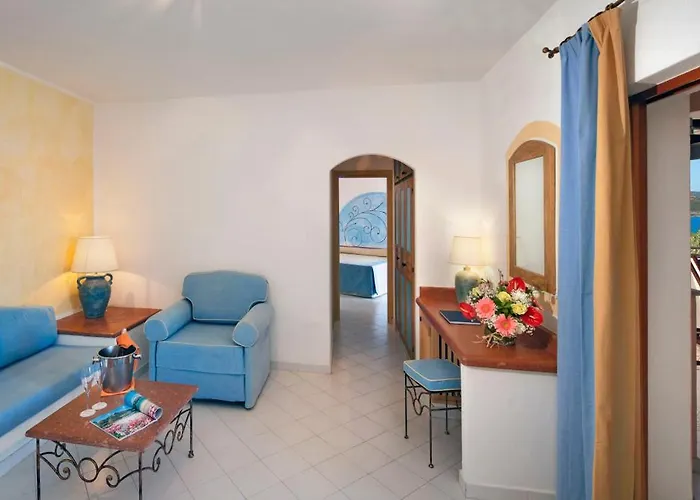 Hotel Cala Di Falco 4*
