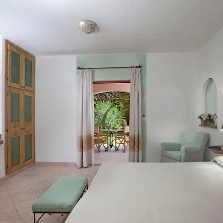 Hotel Cala Di Falco