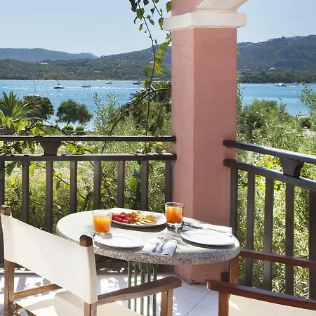 Hotel Cala Di Falco 4*