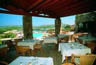 Ξενοδοχείο Cala Di Falco 4*