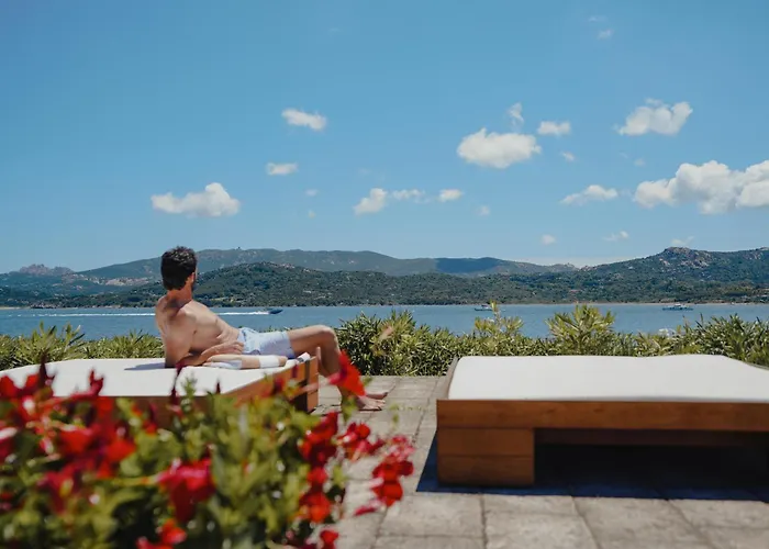 Cala Di Falco Hotel 4*